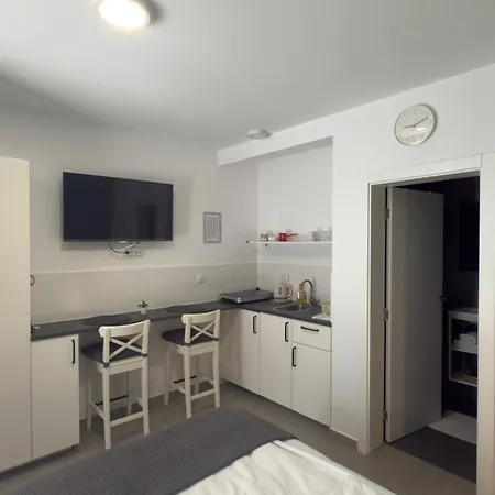 Code Srebrno Jezero Апартаменты Велико-Градиште