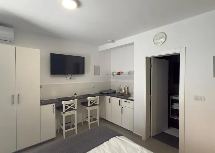 Code Srebrno Jezero 公寓 Veliko Gradište