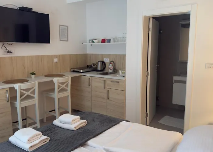 Code Srebrno Jezero 公寓